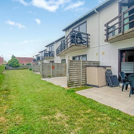 Beautiful Apartment In Bredene With Kitchen Esterno foto